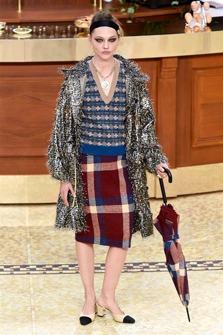 Chanel sfilata autunno inverno 2015-2016 002