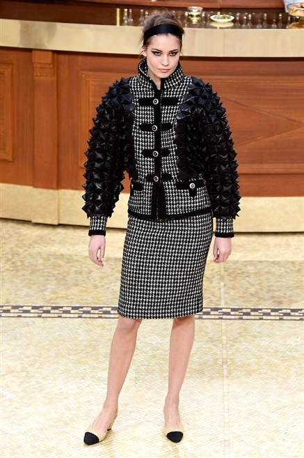 Chanel sfilata autunno inverno 2015-2016 004