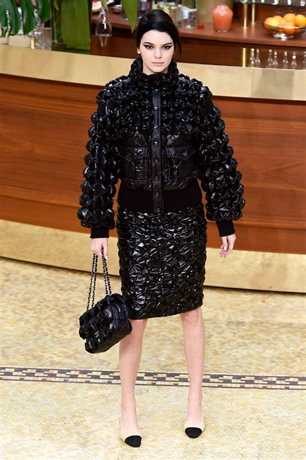 Chanel sfilata autunno inverno 2015-2016 005