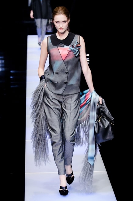 Giorgio Armani collezione donna inverno 2015 006