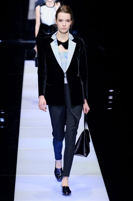 Giorgio Armani collezione donna inverno 2015 0049