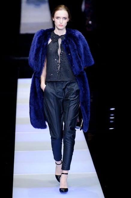 Giorgio Armani collezione donna inverno 2015 0056