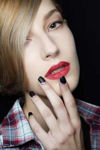 Marc Valvo  unghie backstage