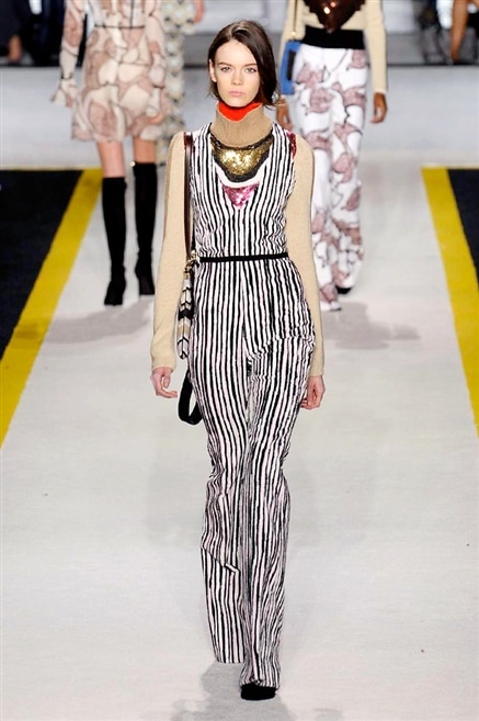 Giambattista Valli sfilata autunno inverno 2015-2016  0011