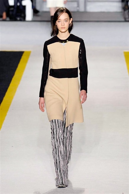 Giambattista Valli sfilata autunno inverno 2015-2016  0013