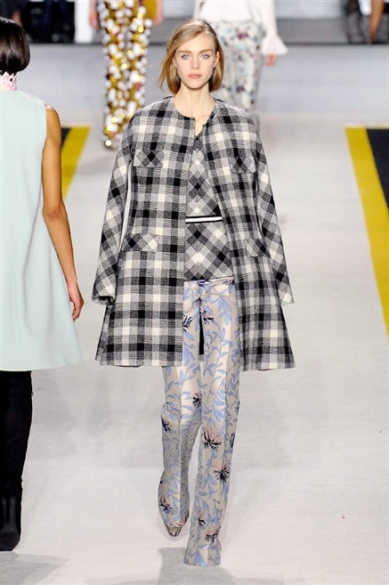 Giambattista Valli sfilata autunno inverno 2015-2016  0023