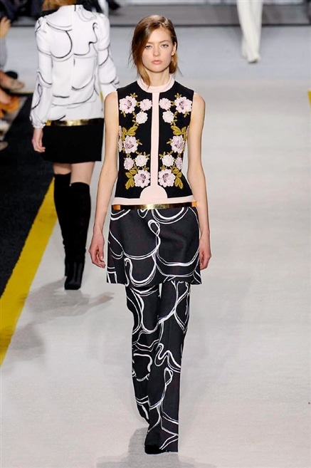 Giambattista Valli sfilata autunno inverno 2015-2016  0032