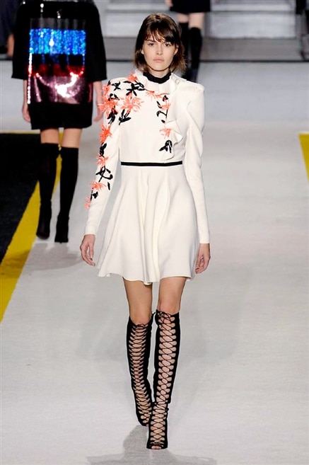 Giambattista Valli sfilata autunno inverno 2015-2016  0033