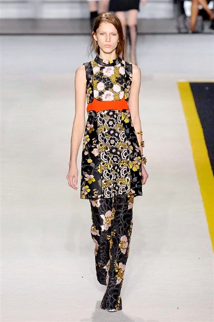 Giambattista Valli sfilata autunno inverno 2015-2016  0035