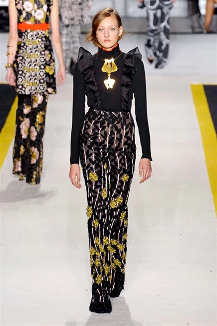 Giambattista Valli sfilata autunno inverno 2015-2016  0038