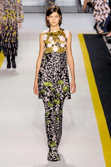 Giambattista Valli sfilata autunno inverno 2015-2016  0044