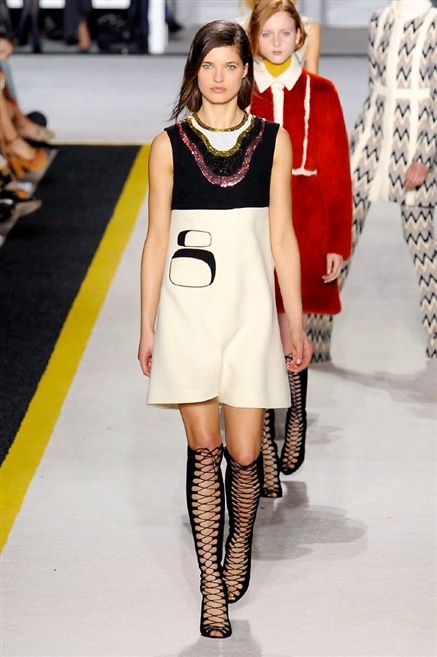 Giambattista Valli sfilata autunno inverno 2015-2016  0046