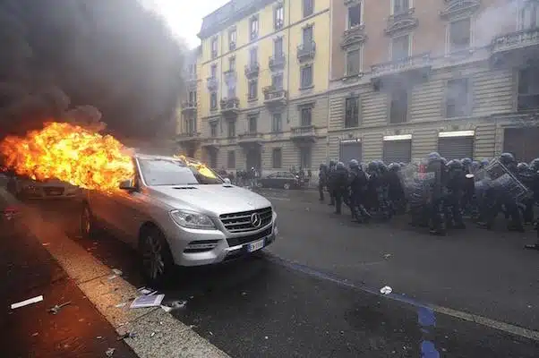 Milano disordini