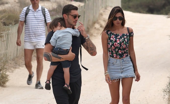 Belen Rodriguez e Stefano De Martino in vacanza a Formentera