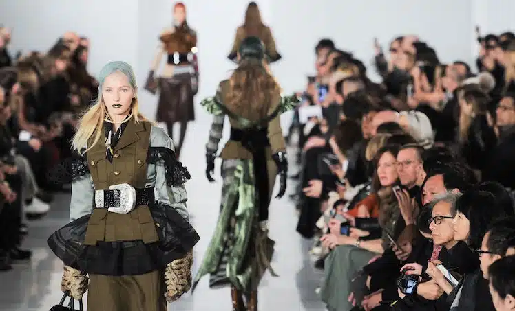 Margiela donna sfilata inverno 2016