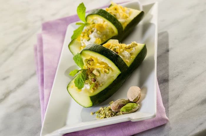 Zucchine ripiene ricotta pistacchi