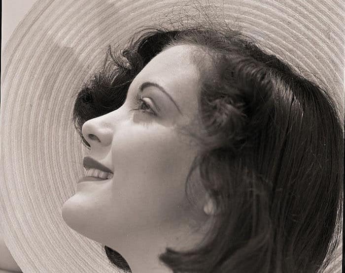 viso donna anni 1950