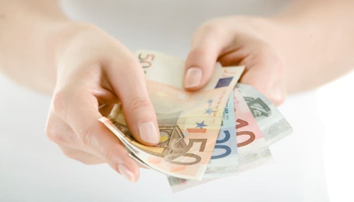 donna euro banconote
