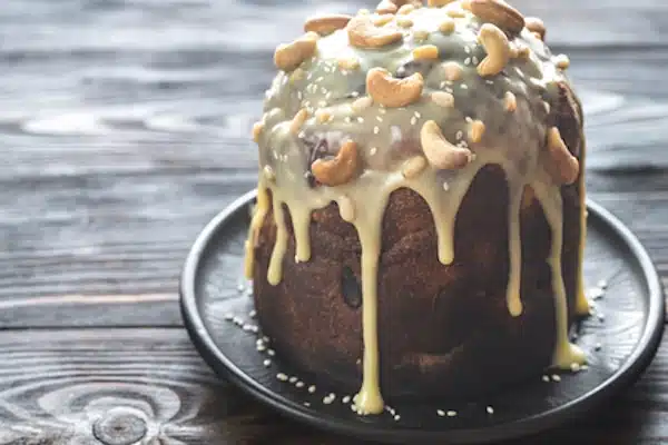 Ricette-Natale-Panettone-con-crema-fatto-in-casa.j