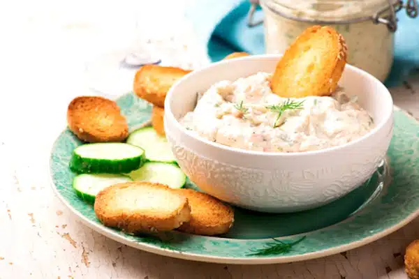 ricette-Natale-2017-crostini-mousse-pesce.