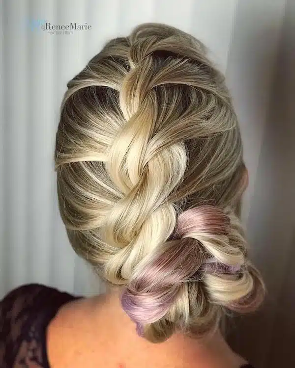 acconciatura sposa 2018 ciocche colorate