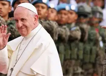 quanto guadagna il papa