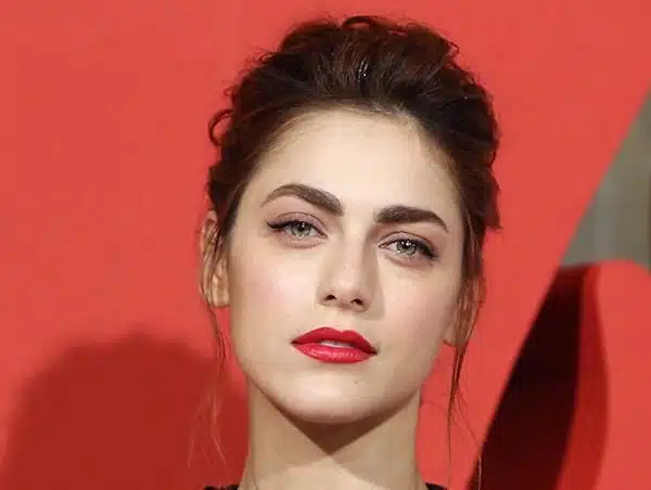 Miriam Leone