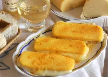 Sandwich di polenta filanti con scamorza