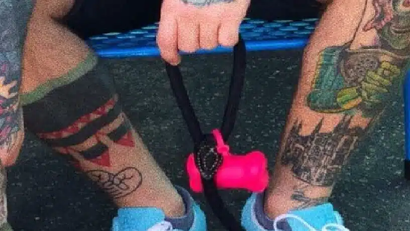 fedez tatuaggi gambe