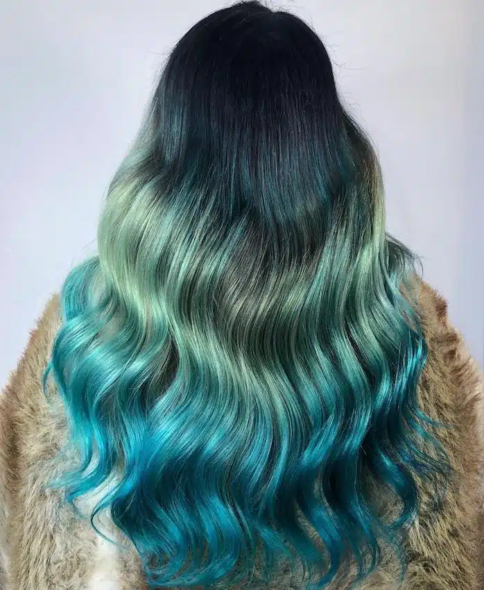 capelli lunghi blu estate 2018