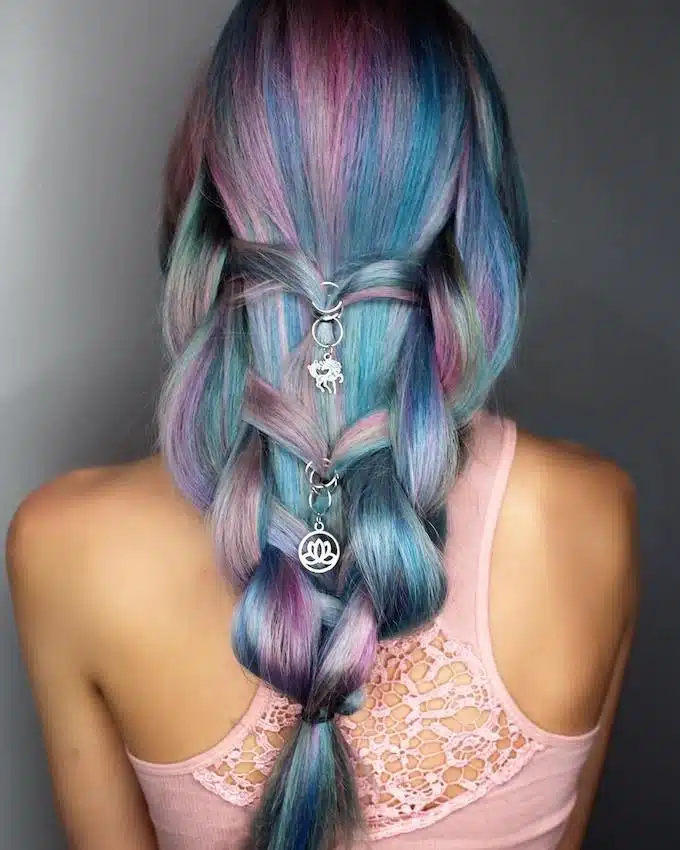 treccia capelli colorati estate 2018