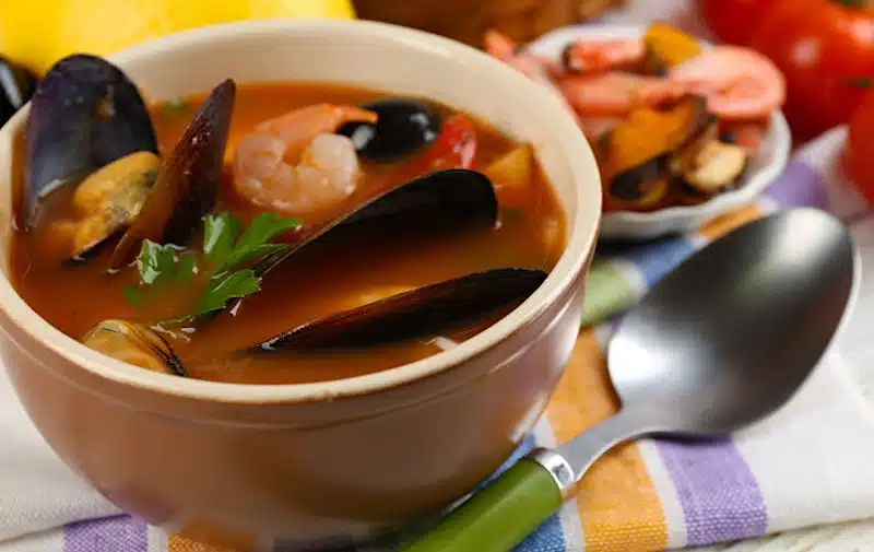 cozze e gamberi zuppa