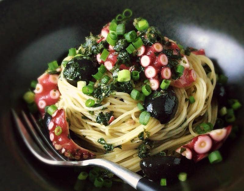 Pasta fredda con polpo