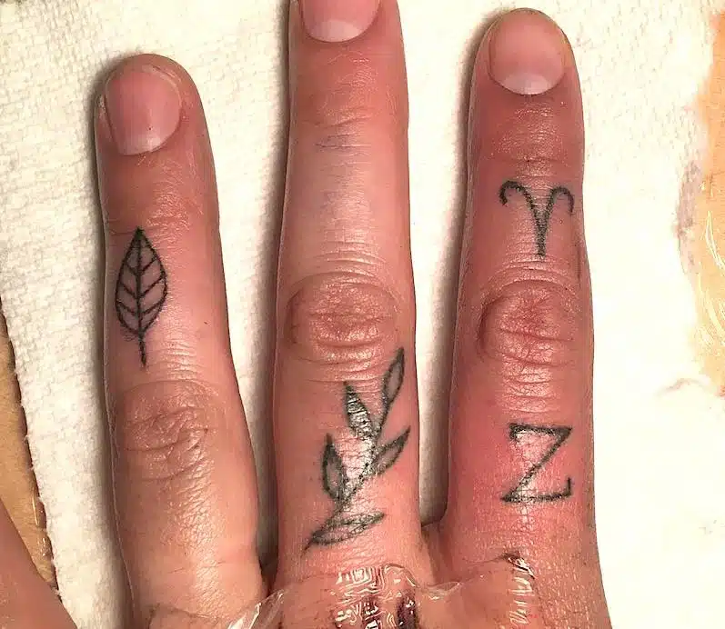 tatto maschile mano 2018