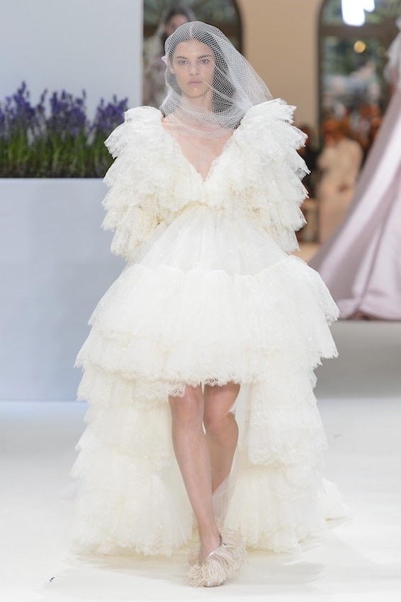 Giambattista-Valli-abito-sposa-inverno-2019