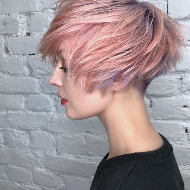 Capelli corti colorati 2019 rosa