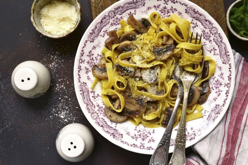 Champignon con tagliatelle