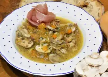 Minestra di zucca e champignon