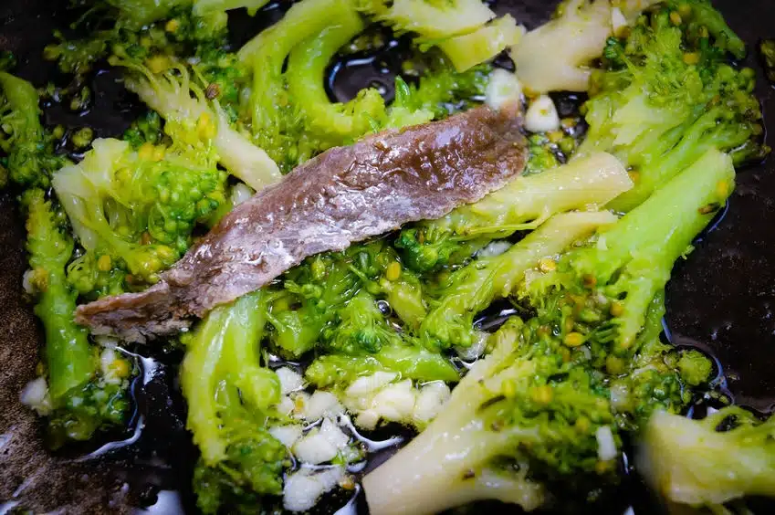 pasta broccoli e acciughe
