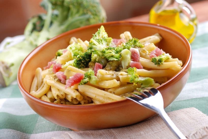 pasta broccoli e pancetta