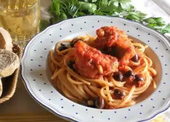 Ricetta pasta con baccala al sugo di pomodoro