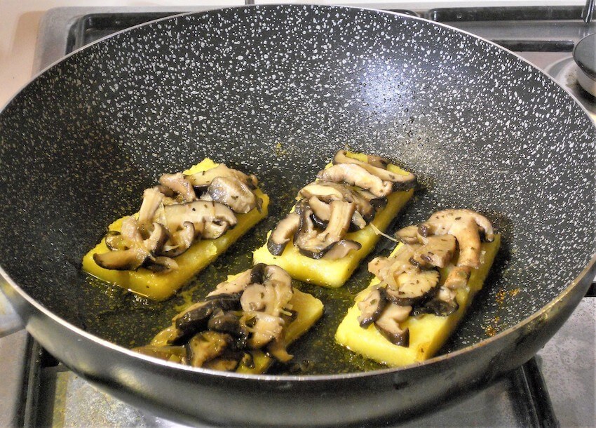 Polenta con funghi e formaggio 4