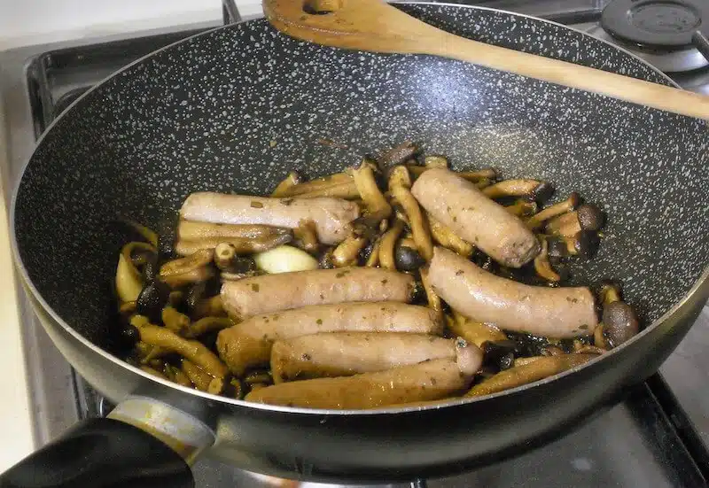 Polenta con funghi e salsiccia 5