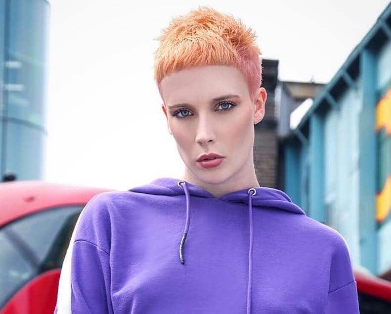 capelli colorati taglio corto estate 2019