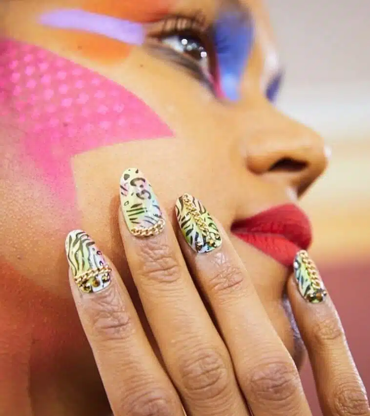 nail art applicazione gioiello 2019
