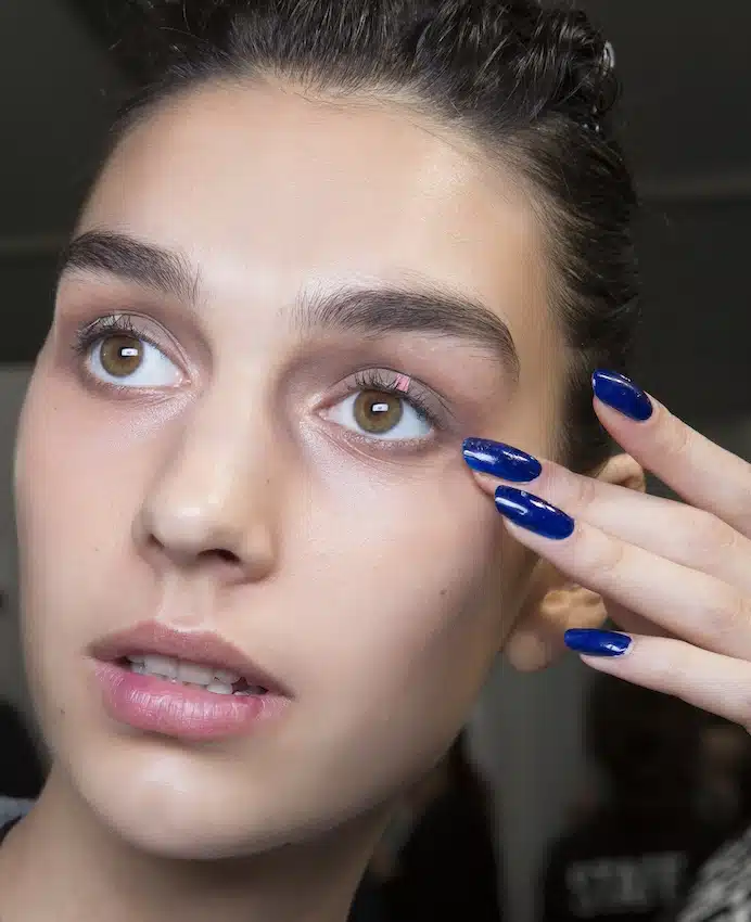 unghie gel blu primavera estate 2019