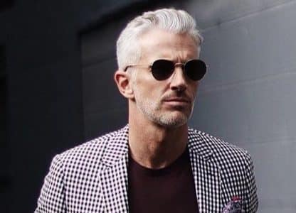 Capelli bianchi uomo: tagli, tendenze e consigli per portarli con stile