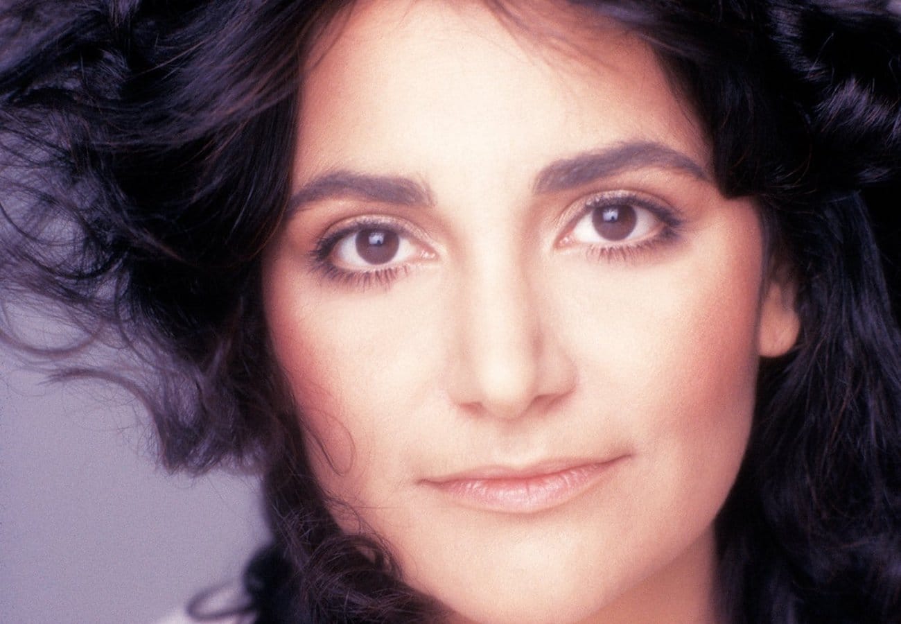 Canzoni Mia Martini, le più belle e famose Canzoni Playlist Canzoni Mia Martini, le più belle e famose Canzoni Playlist