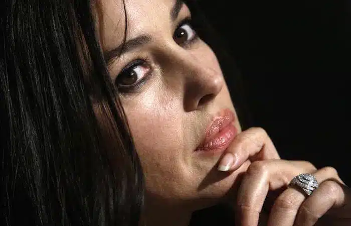 Monica-Bellucci- occhi