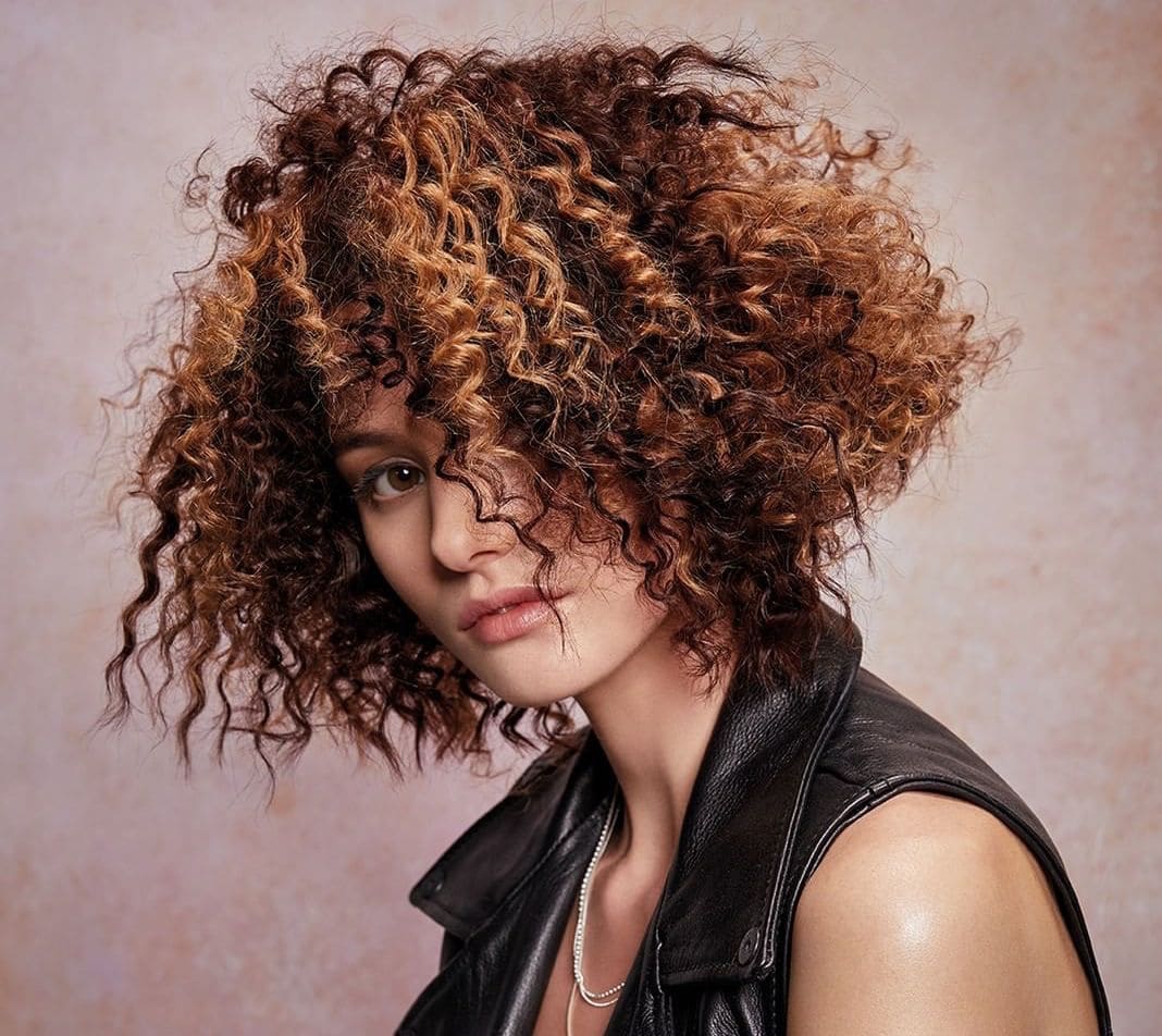 capelli afro colorati